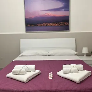 Apartament For Rent, Katania
